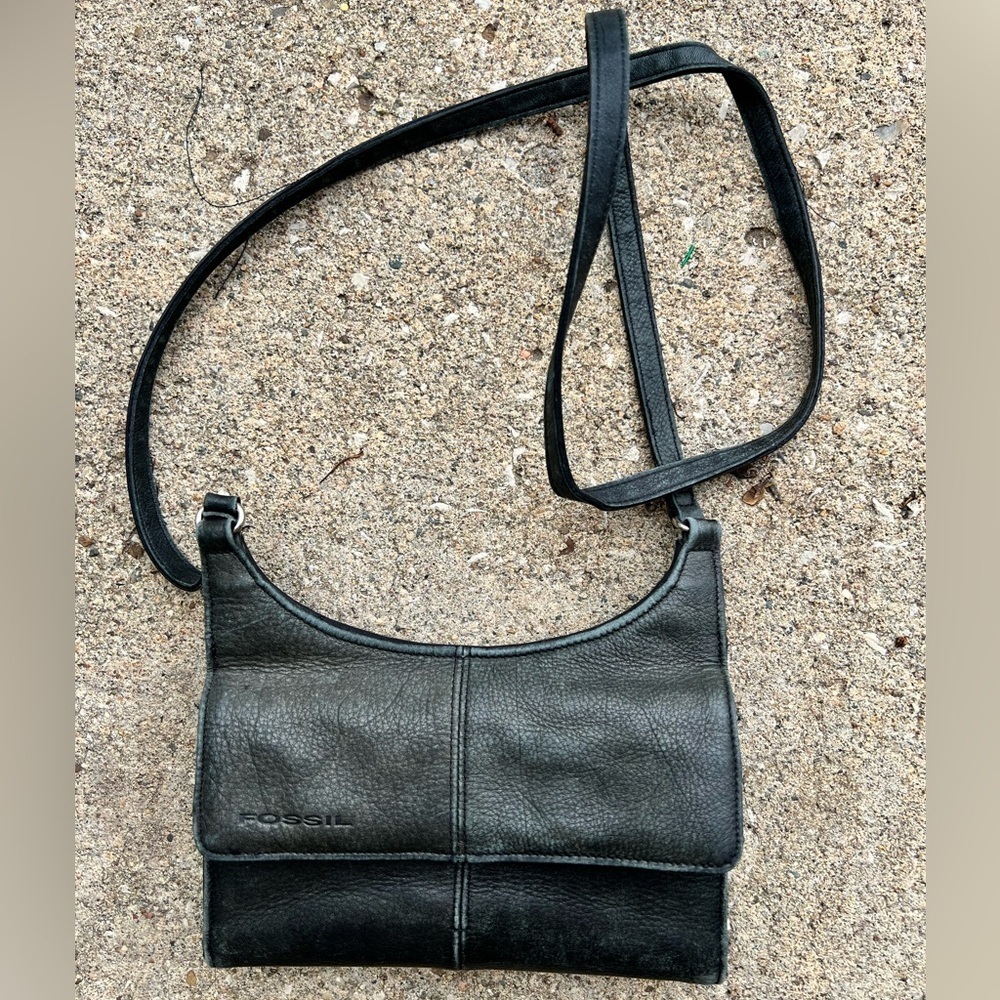 Fossil Vintage Black Leather Crossbody Bag